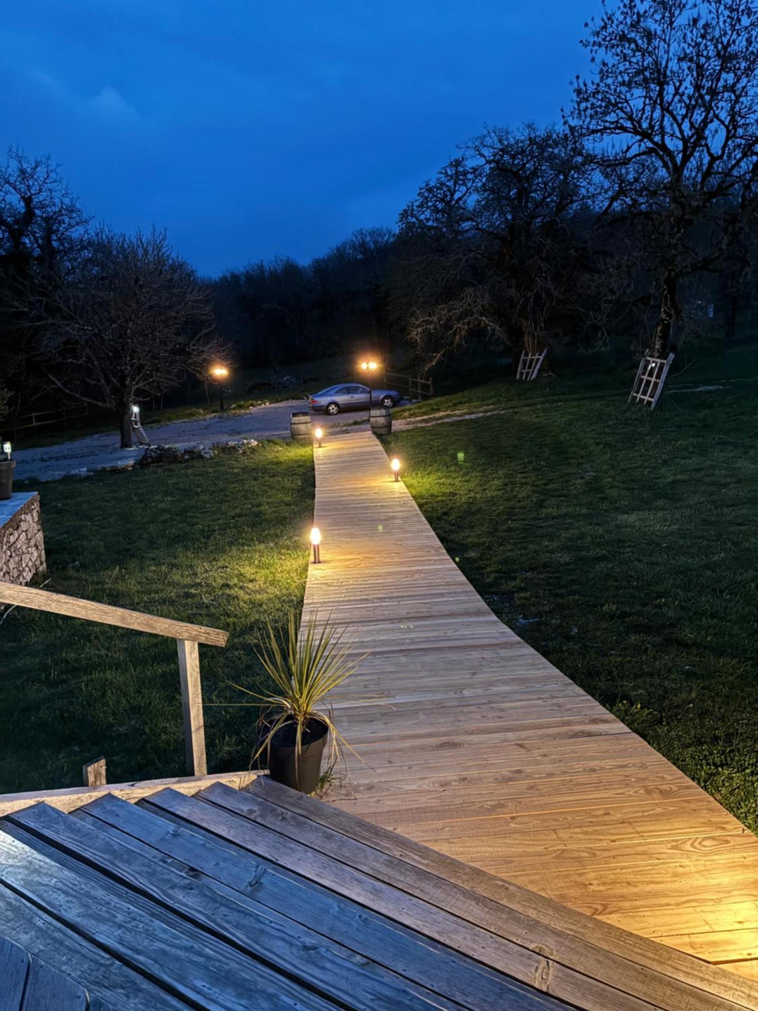 Bed and Breakfast Le Domaine Du Quercy Padirac Exterior foto